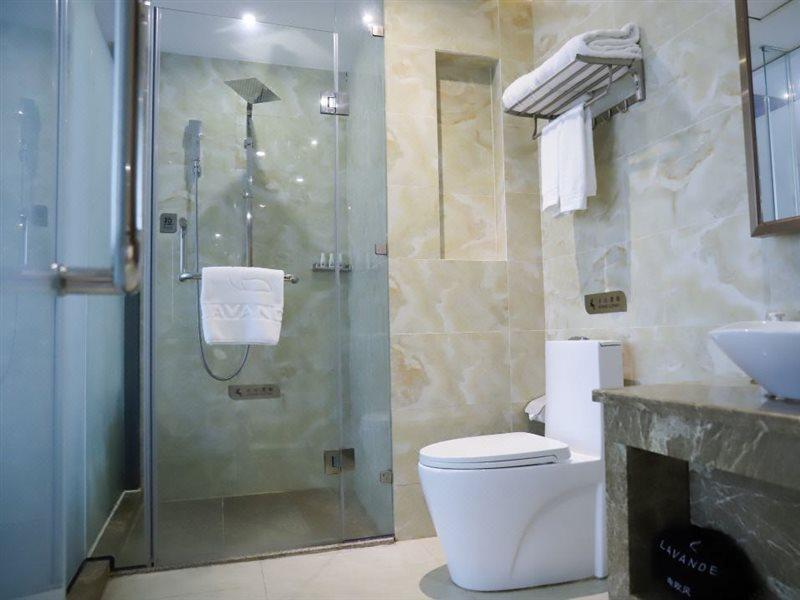 Lavande Hotel Tianhe Gangding Subway Station Branch Гуанчжоу Экстерьер фото