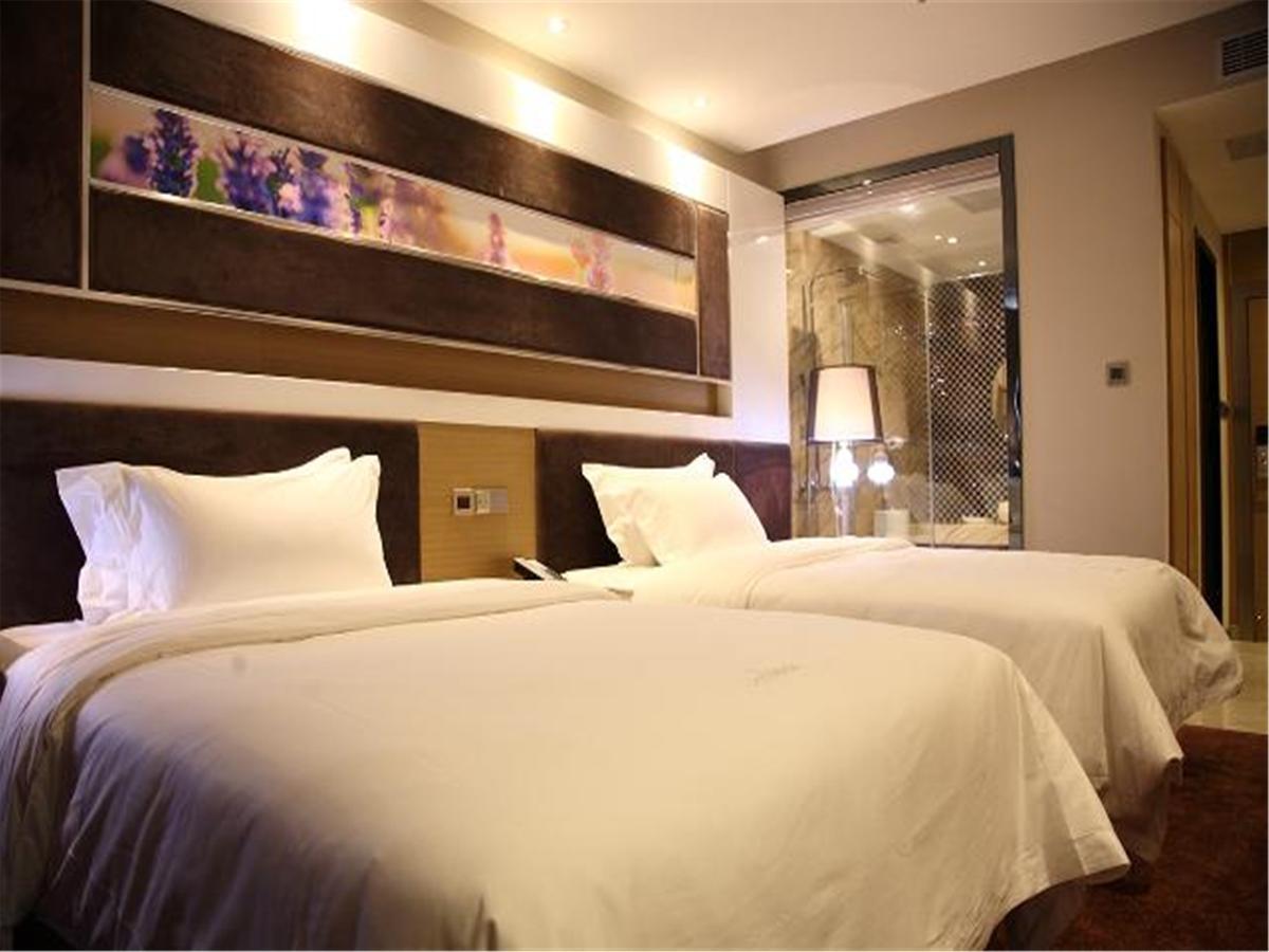 Lavande Hotel Tianhe Gangding Subway Station Branch Гуанчжоу Экстерьер фото