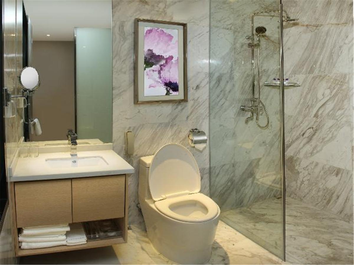 Lavande Hotel Tianhe Gangding Subway Station Branch Гуанчжоу Экстерьер фото